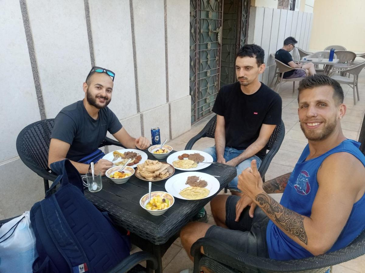 Go Inn Backpackers Aswan Buitenkant foto